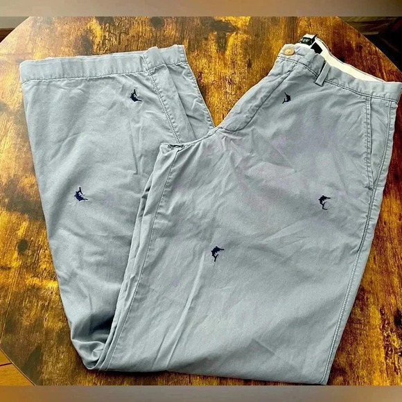 J.Crewmens Marlin pants. Size: 33x32